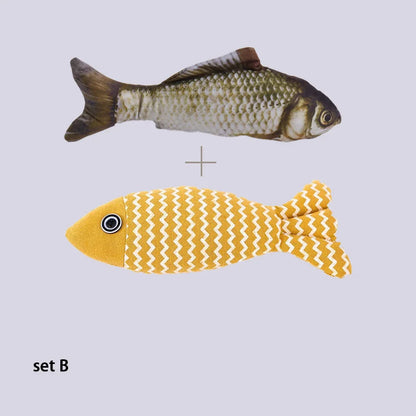 Realistic green carp-print plush toy paired with a yellow striped fabric fish toy, labeled set B